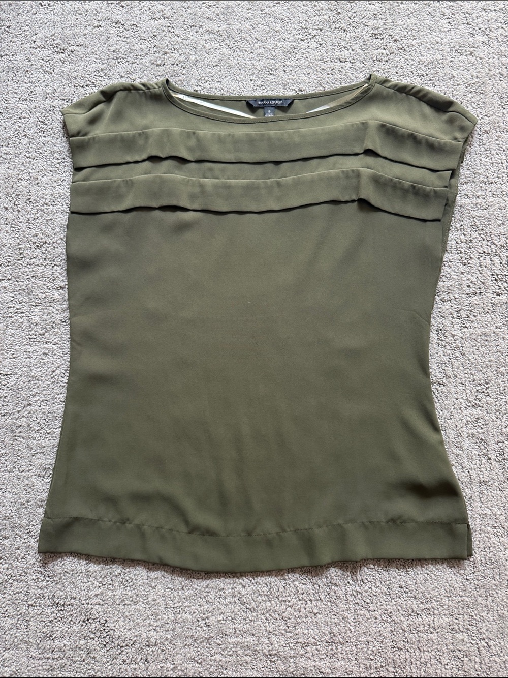Ann Taylor Olive Cap Sleeve Blouse with Front Pleats